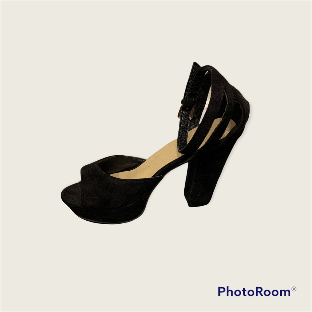 Black heels